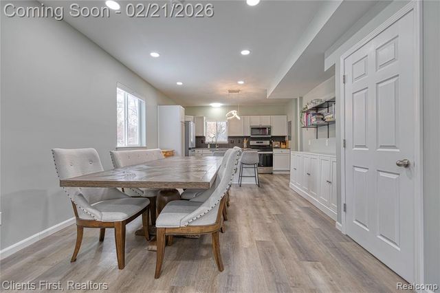 8655 Rushview Drive, Pinckney, MI 48169