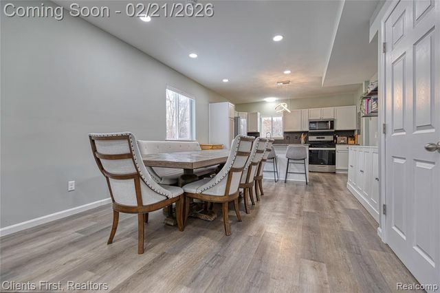 8655 Rushview Drive, Pinckney, MI 48169