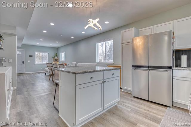 8655 Rushview Drive, Pinckney, MI 48169