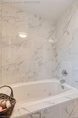 8655 Rushview Drive, Pinckney, MI 48169