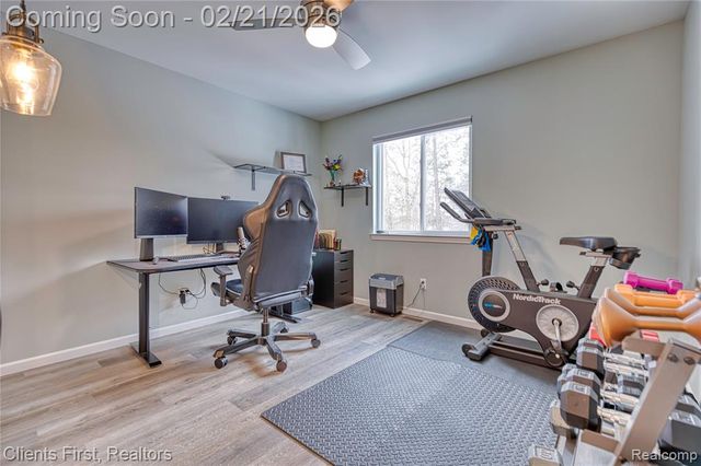 8655 Rushview Drive, Pinckney, MI 48169