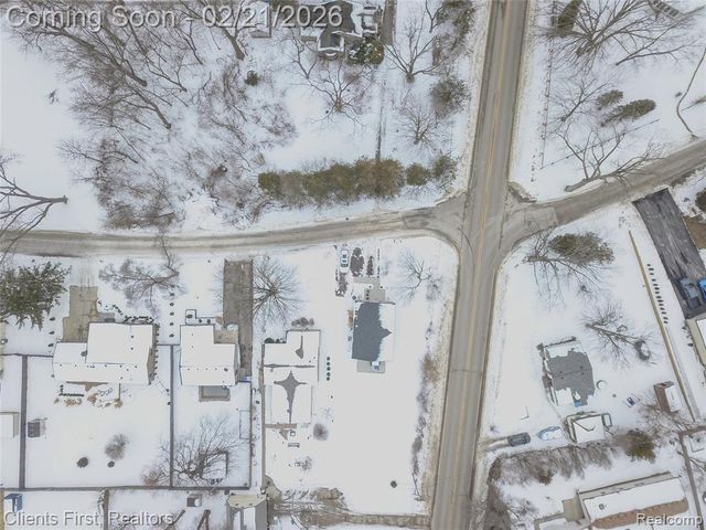 8655 Rushview Drive, Pinckney, MI 48169