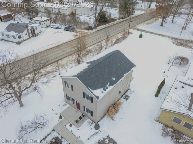 8655 Rushview Drive, Pinckney, MI 48169