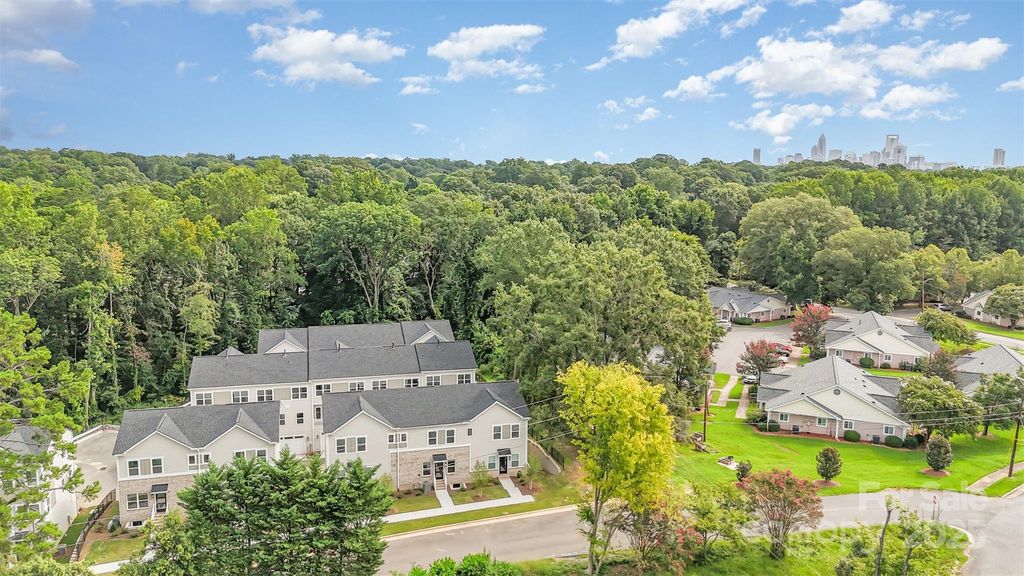 3713 Lou Ann Avenue, Charlotte, NC 28208