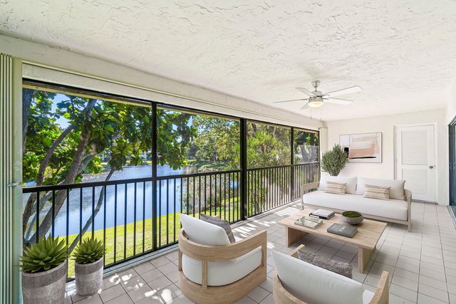 51 Stratford Lane W B, Boynton Beach, FL 33436