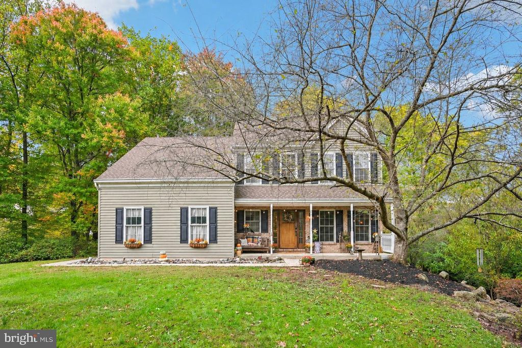 427 DOLORES DR #, COLLEGEVILLE, PA 19426 — exterior