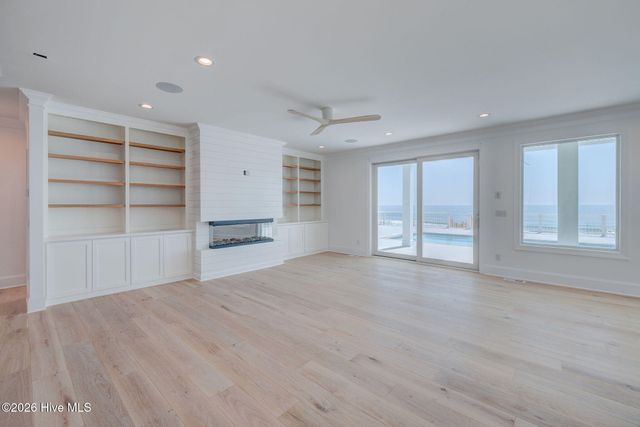 933 S Fort Fisher Boulevard, Kure Beach, NC 28449