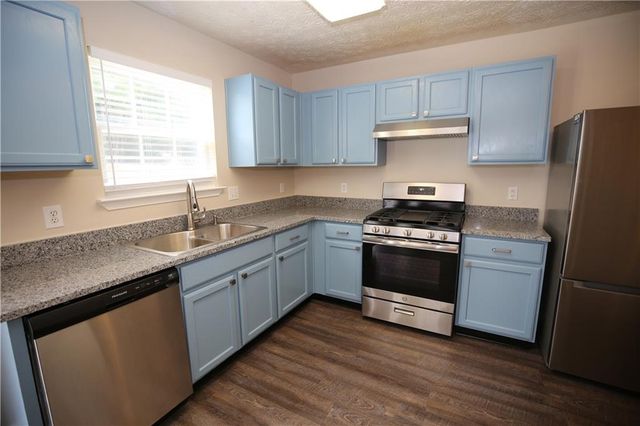 514 Carrington Court, Canton, GA 30115