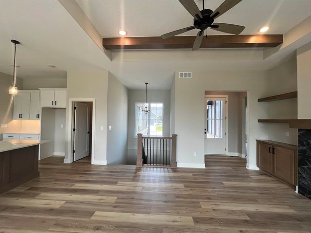 4989 N Emerald Ct, Maize, KS 67101