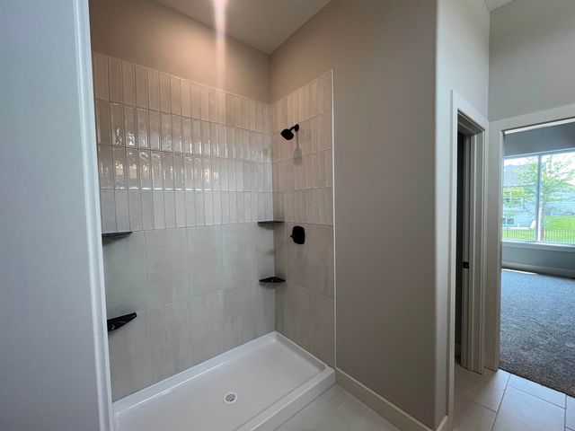 4989 N Emerald Ct, Maize, KS 67101
