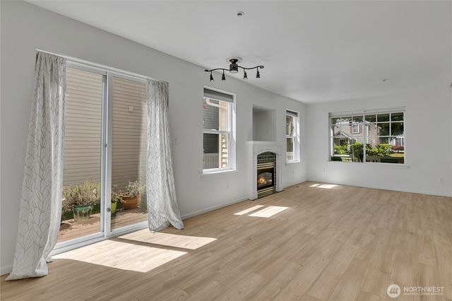 2064 McDonald Avenue, Dupont, WA 98327