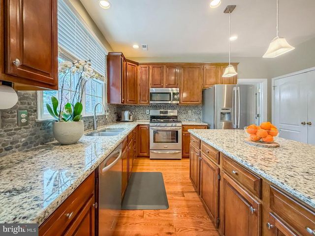104 AUGUSTA DR, Blue Bell, PA 19422