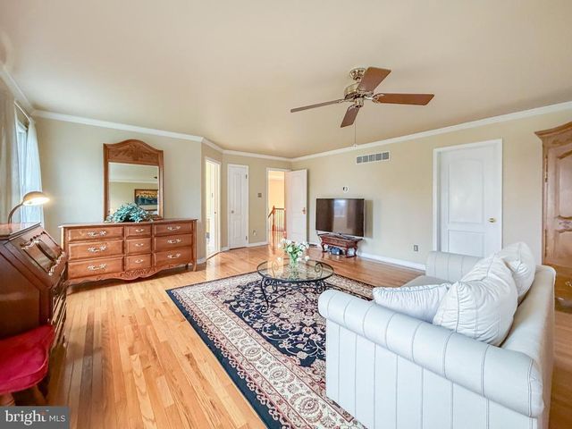 104 AUGUSTA DR, Blue Bell, PA 19422