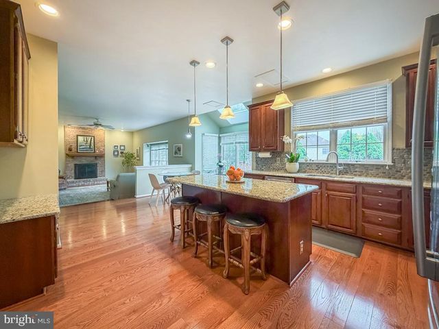 104 AUGUSTA DR, Blue Bell, PA 19422
