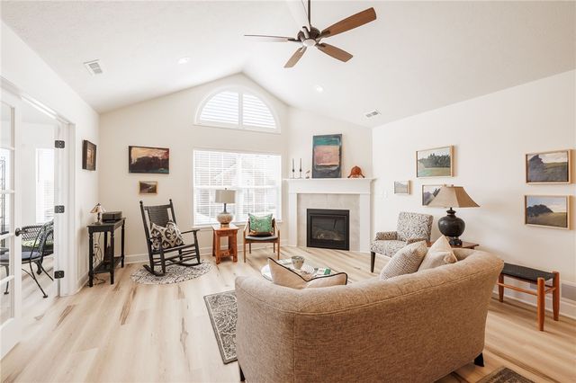 5134 Cheshire Glen Road, Canandaigua Town, NY 14424