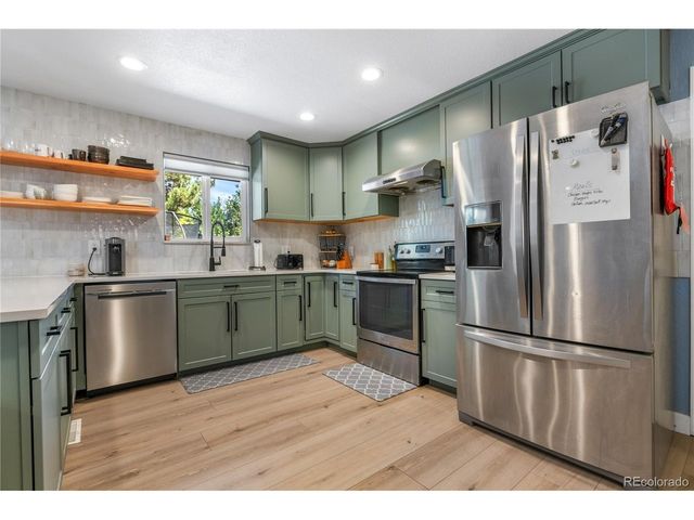 10579 W Warren Dr, Lakewood, CO 80227