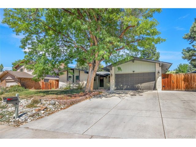 10579 W Warren Dr, Lakewood, CO 80227