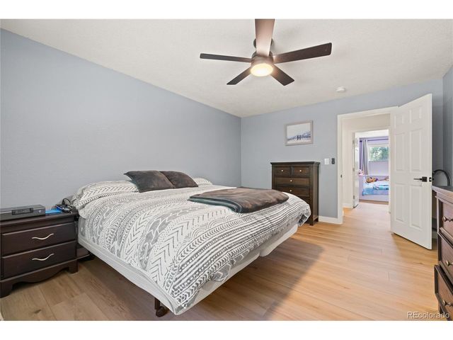 10579 W Warren Dr, Lakewood, CO 80227