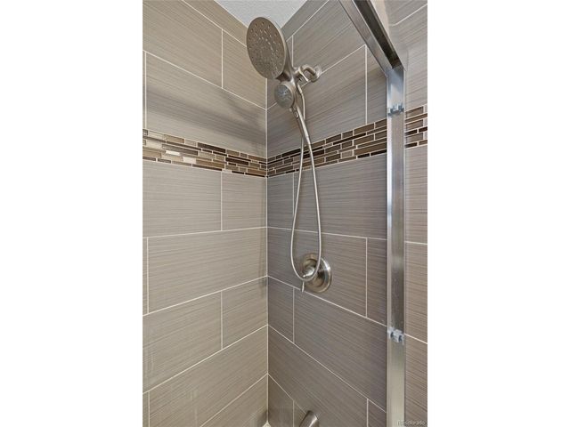 10579 W Warren Dr, Lakewood, CO 80227