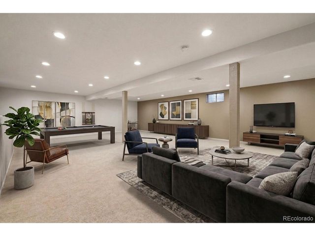 10579 W Warren Dr, Lakewood, CO 80227