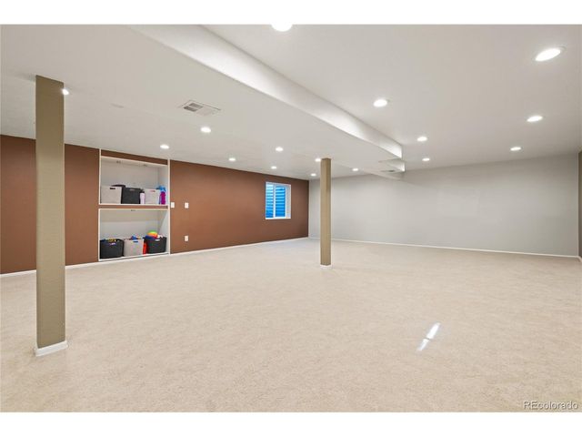10579 W Warren Dr, Lakewood, CO 80227