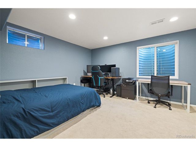 10579 W Warren Dr, Lakewood, CO 80227