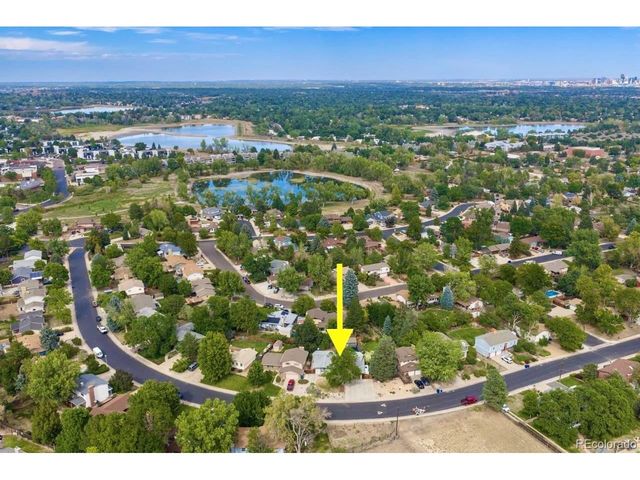 10579 W Warren Dr, Lakewood, CO 80227