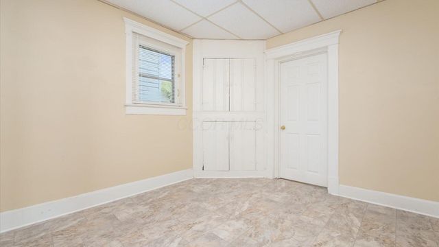 350 W Main Street, Newark, OH 43055