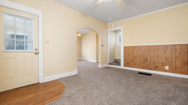 350 W Main Street, Newark, OH 43055