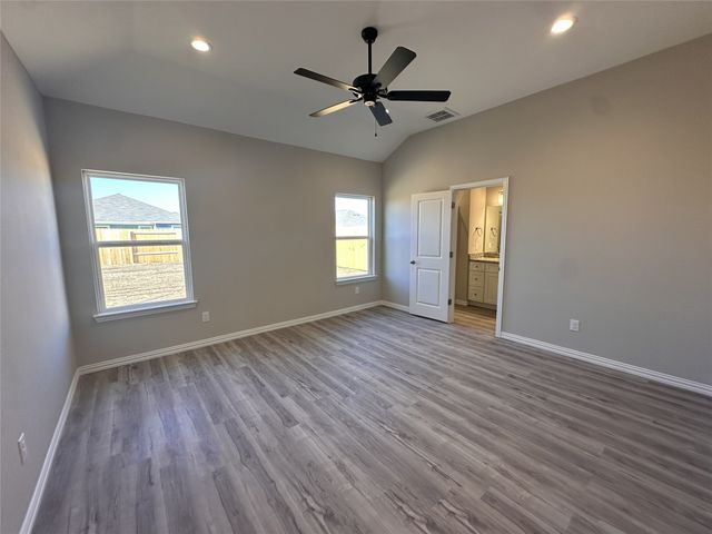 4704 Delano Street, Greenville, TX 75401