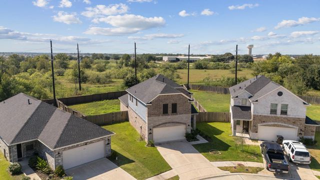 8302 Balding Drive, Fulshear, TX 77441