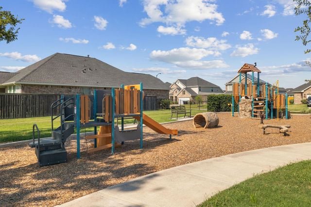 8302 Balding Drive, Fulshear, TX 77441