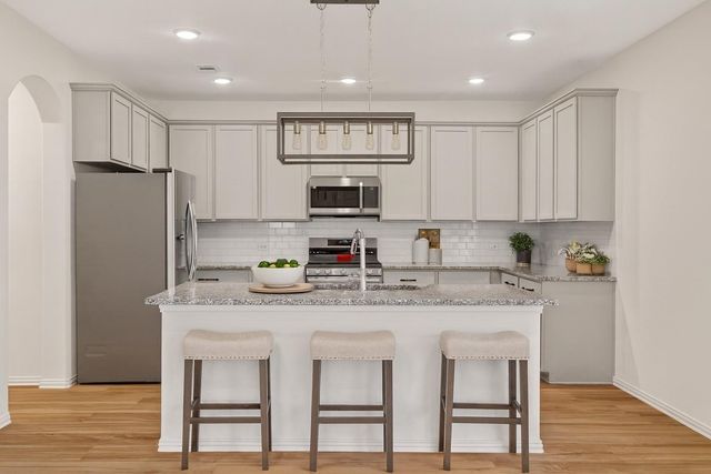 8302 Balding Drive, Fulshear, TX 77441