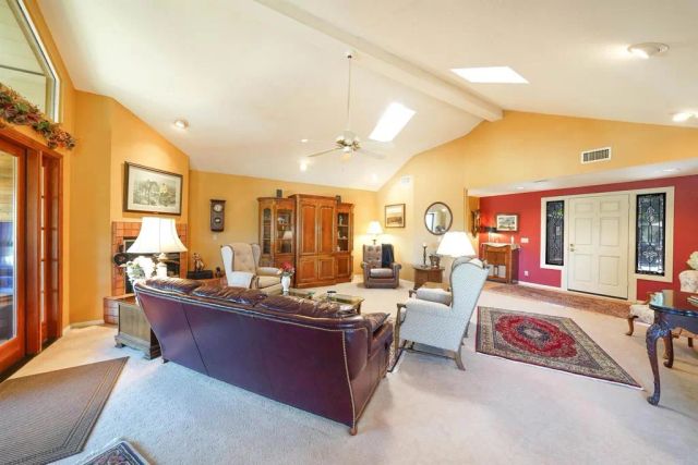 15326 Moonglow Dr, Ramona, CA 92065