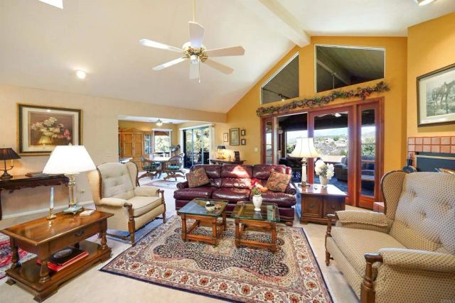 15326 Moonglow Dr, Ramona, CA 92065