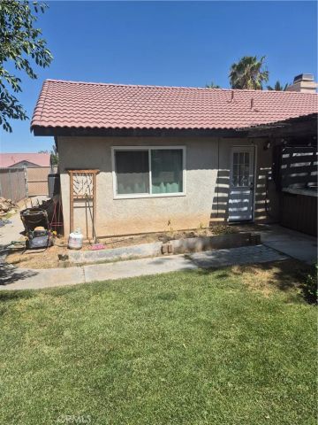 446 Stanford Drive, Barstow, CA 92311