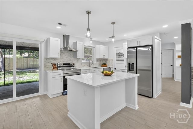 102 Burbank, Savannah, GA 31419