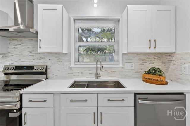 102 Burbank, Savannah, GA 31419