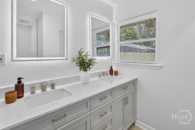 102 Burbank, Savannah, GA 31419