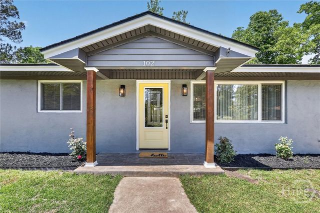 102 Burbank, Savannah, GA 31419