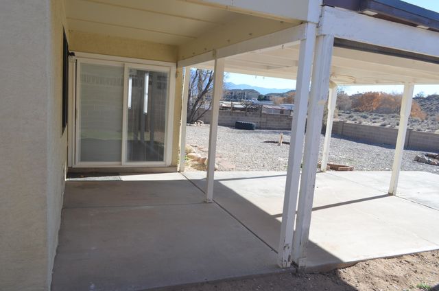 225 PUMICE Loop NE, Rio Rancho, NM 87124