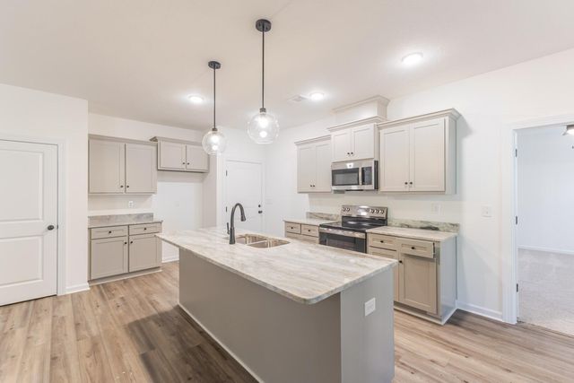 1964 Bunting Drive, North Augusta, SC 29841