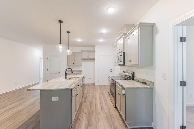 1964 Bunting Drive, North Augusta, SC 29841