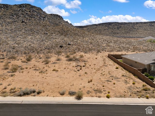 2405 S 3330 W, Hurricane, UT 84737