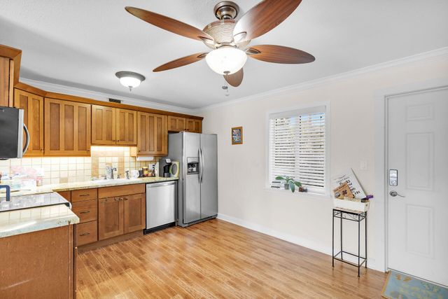 1215 97th Street Ocean Apt 6, Marathon, FL 33050