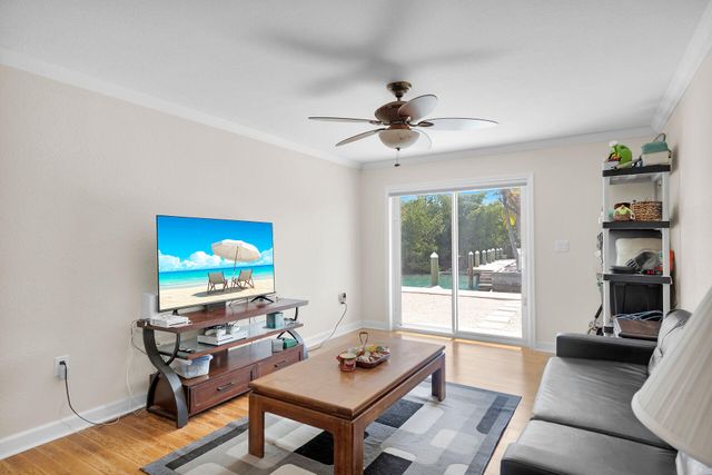 1215 97th Street Ocean Apt 6, Marathon, FL 33050