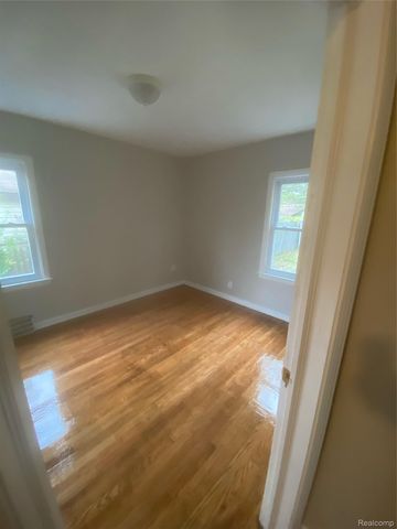 15227 Linnhurst Street, Detroit, MI 48205