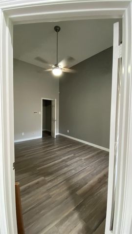 2300 Old Spanish Trail 2020, Houston, TX 77054