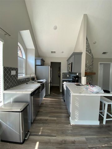 2300 Old Spanish Trail 2020, Houston, TX 77054