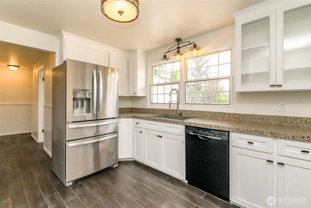5403 Edgewood Drive E, Edgewood, WA 98372